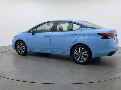 Used 2025 Nissan Versa SV image 6