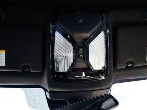 Used 2017 BMW 540i image 50