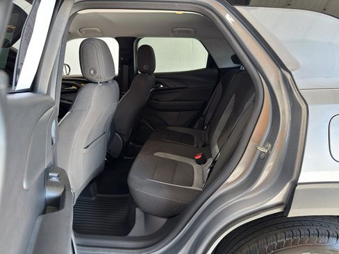 Used 2023 Chevrolet TrailBlazer LT w/ LPO, Blackout Package AWD/4WD image 10