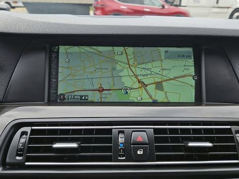Used 2013 BMW 528i xDrive Sedan AWD/4WD image 23