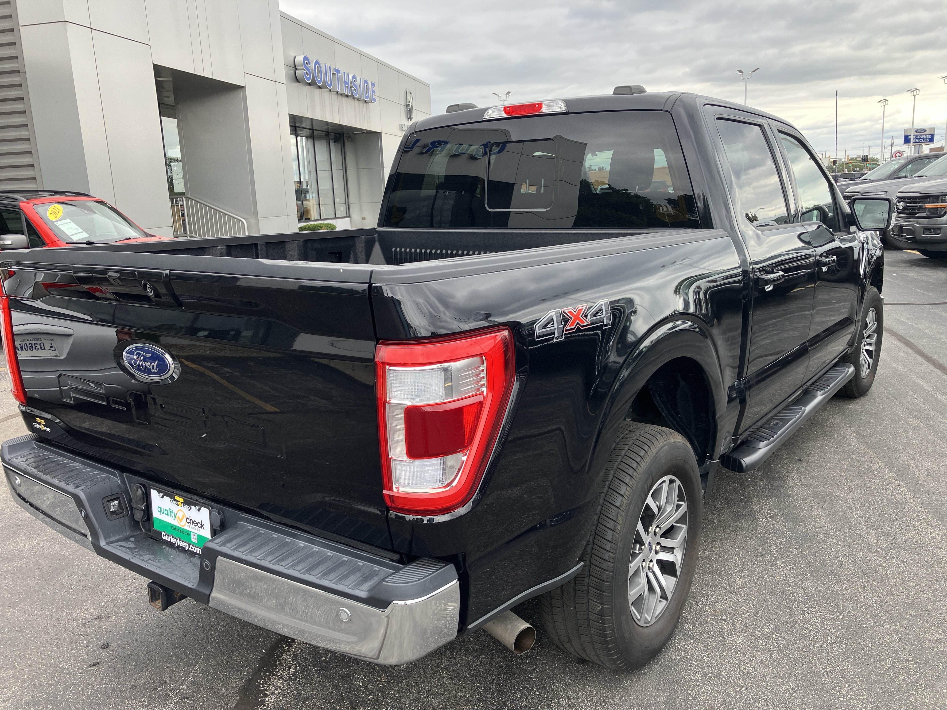 Used 2022 Ford F150 Lariat AWD/4WD image 7