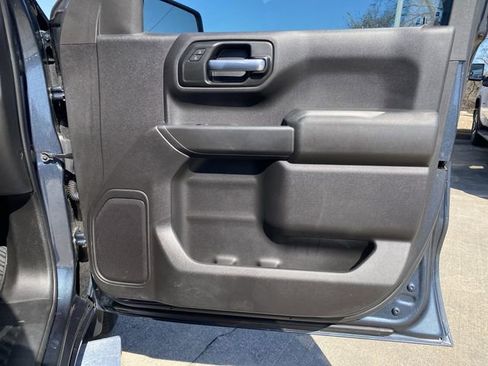 Used 2021 Chevrolet Silverado 1500 Custom image 26