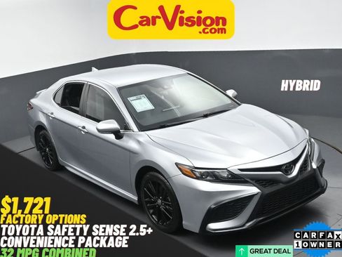 Used 2023 Toyota Camry SE w/ Convenience Package FWD image 1