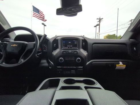 Certified 2025 Chevrolet Silverado 2500 Custom w/ Custom Value Package AWD/4WD image 2