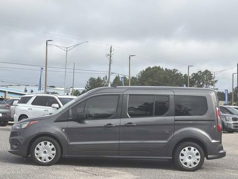 Used 2023 Ford Transit Connect XLT FWD image 11