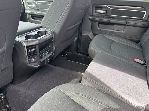 New 2027 RAM 3500 Big Horn AWD/4WD image 11