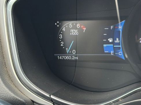 Used 2016 Ford Fusion SE FWD image 27