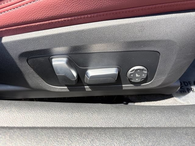 Used 2024 BMW M440i Coupe RWD image 12