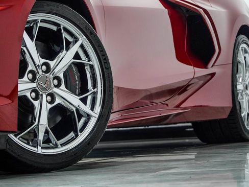 Used 2021 Chevrolet Corvette Stingray Premium Cpe w/ Z51 Performance Package RWD image 3