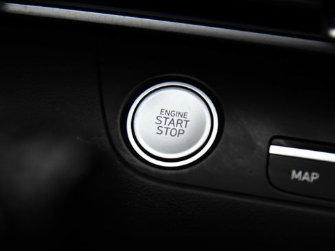 Used 2024 Hyundai Elantra SEL image 27