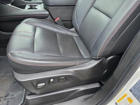 Used 2021 Chevrolet Tahoe RST w/ Luxury Package image 10