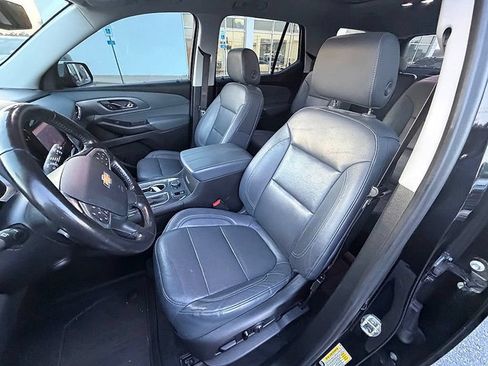 Used 2020 Chevrolet Traverse Premier w/ LPO, Floor Liner Package AWD/4WD image 34