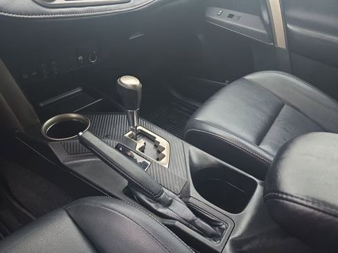 Used 2013 Toyota RAV4 Limited image 27