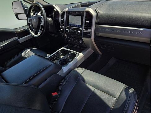 Used 2021 Ford F250 Lariat w/ Lariat Ultimate Package AWD/4WD image 12