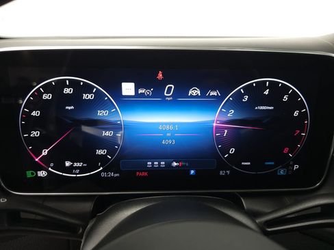 Certified 2026 Mercedes-Benz GLC 300 4MATIC image 14