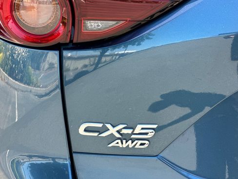Used 2018 MAZDA CX-5 Touring w/ Preferred Equipment Package AWD/4WD image 39