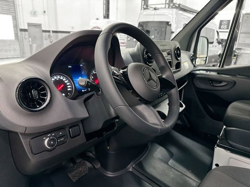 New 2026 Mercedes-Benz Sprinter 2500 image 10