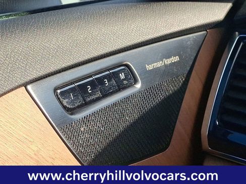 Certified 2023 Volvo XC90 B5 Plus w/ Protection Package Premier image 22