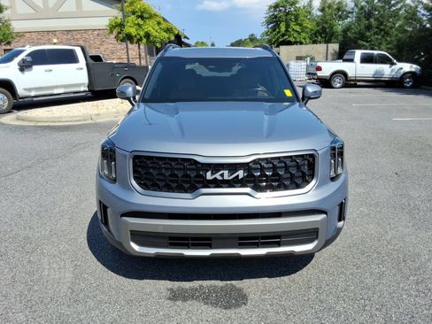 Used 2023 Kia Telluride EX X-Line AWD/4WD image 2