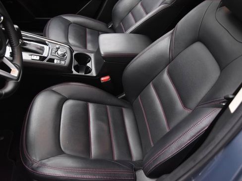 Used 2025 MAZDA CX-5 Carbon Edition image 16