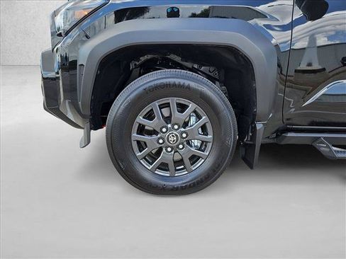 Used 2026 Toyota 4Runner SR5 AWD/4WD image 23