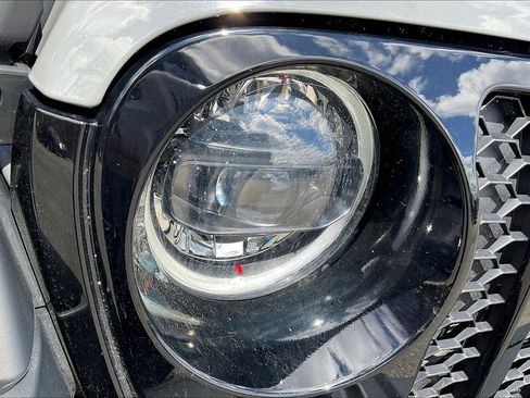 Used 2023 Jeep Wrangler Unlimited w/ Cold Weather Group image 26