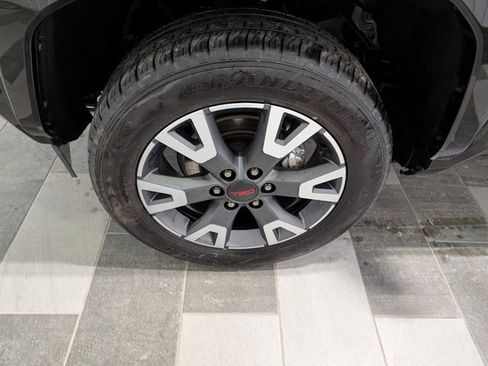 Used 2025 Toyota 4Runner TRD Sport AWD/4WD image 7
