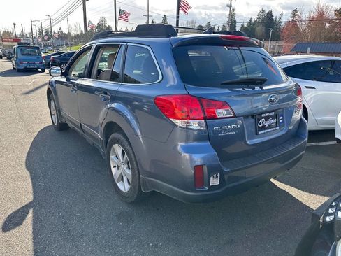 Used 2013 Subaru Outback 2.5i Limited image 2