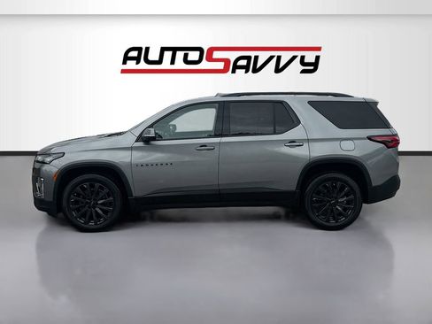 Used 2023 Chevrolet Traverse RS FWD image 4