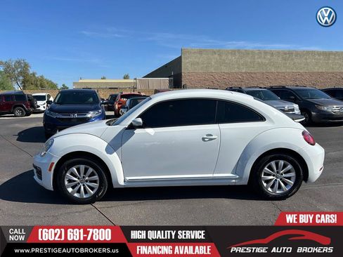 Used 2019 Volkswagen Beetle 2.0T S FWD image 2