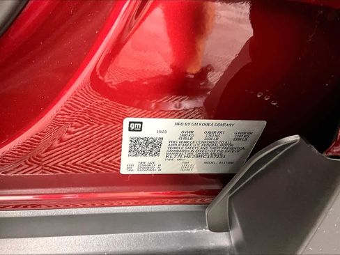 Certified 2024 Chevrolet Trax LT w/ Driver Confidence Package image 36