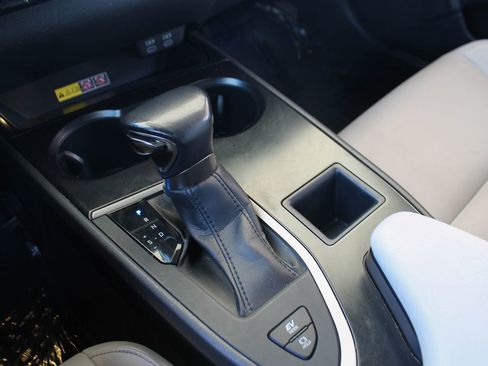 Used 2023 Lexus UX 250h FWD w/ Accessory Package (Z1) image 34