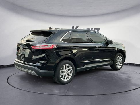 Used 2024 Ford Edge SEL w/ Convenience Package AWD/4WD image 5