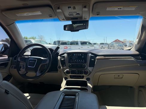 Used 2018 GMC Yukon Denali w/ Enhanced Security Package AWD/4WD image 24