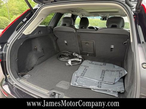 Used 2024 Volvo XC60 T8 Ultimate AWD/4WD image 19