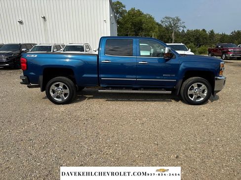 Used 2017 Chevrolet Silverado 2500 LTZ w/ Vortec Plus Package AWD/4WD image 6