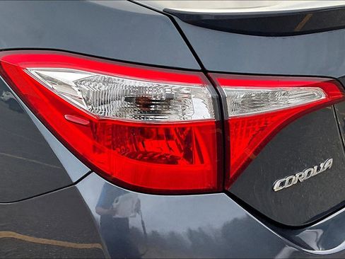 Used 2016 Toyota Corolla S image 29