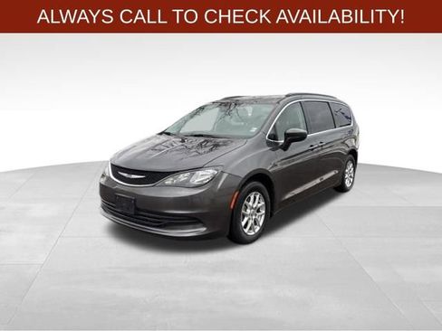 Used 2020 Chrysler Voyager Lxi image 3