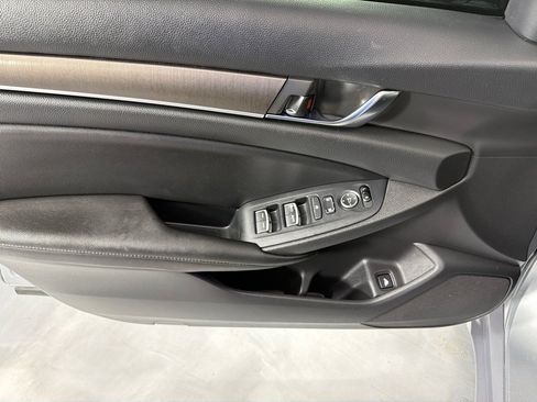 Used 2020 Honda Accord LX image 8
