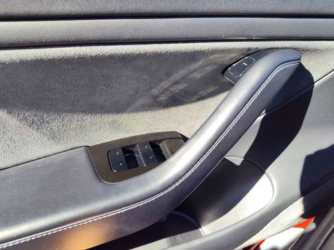 Used 2018 Tesla Model 3 Long Range image 18