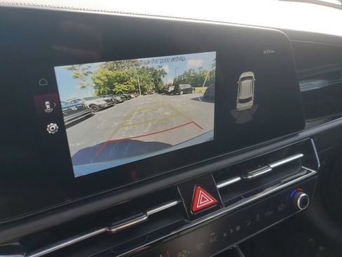 Used 2024 Kia Niro Wind FWD image 21