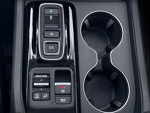 Certified 2025 Honda Pilot EX-L image 15