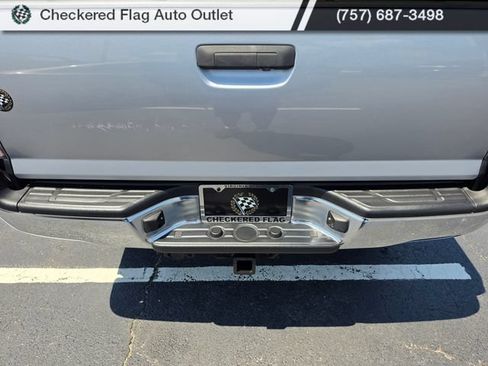 Used 2015 Toyota Tacoma 4x4 Double Cab w/ TRD Off-Road Package image 13