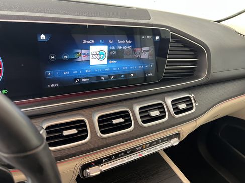 Used 2022 Mercedes-Benz GLE 350 4MATIC image 29