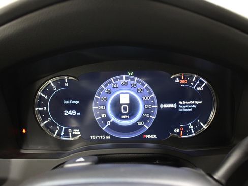 Used 2018 Cadillac Escalade Premium Luxury image 14