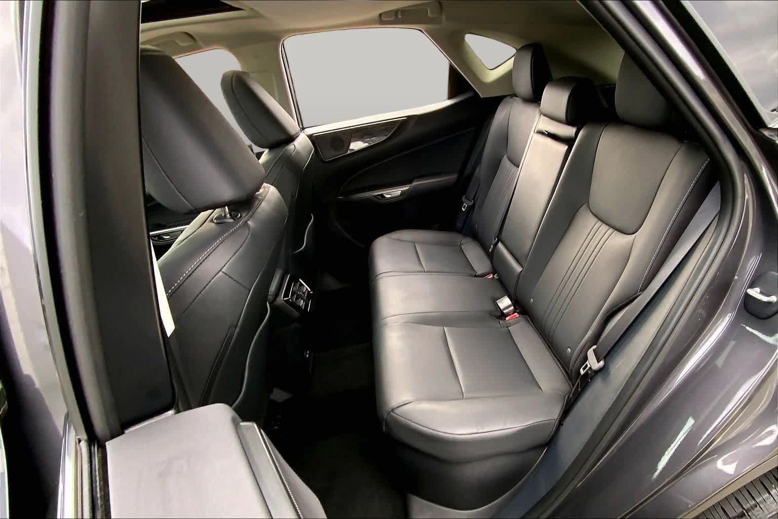 Used 2026 Lexus NX 350h AWD w/ Cold Area Package image 21