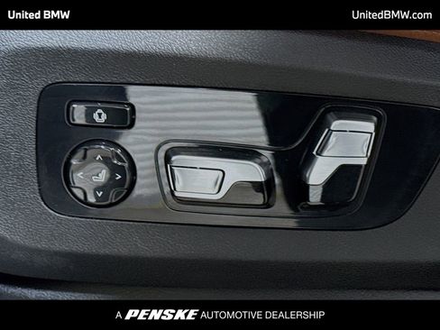 Used 2025 BMW X5 M60i AWD/4WD image 4