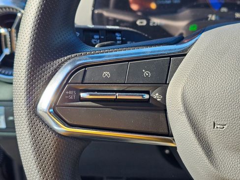 New 2025 Chevrolet Blazer EV LT w/ Midnight/Sport Edition image 33