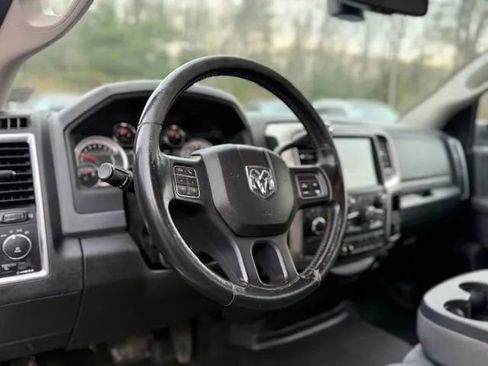 Used 2015 RAM 2500 SLT w/ Popular Equipment Group image 18