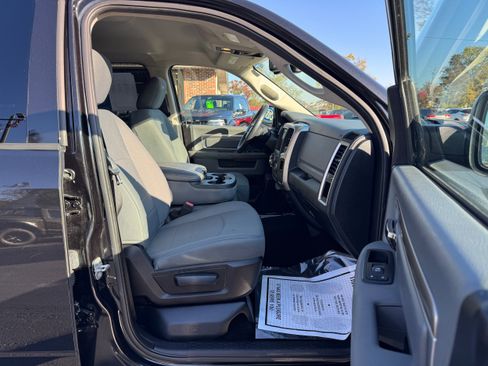 Used 2016 RAM 1500 Big Horn image 16